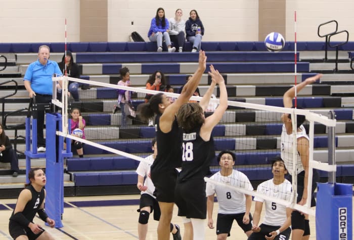 Beaumont Damon Potter volleyball 2023 by John Murphy033020230